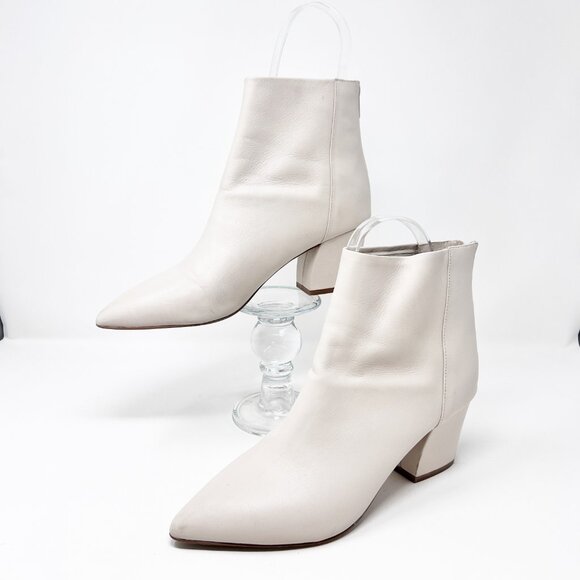Steve Madden Leather Pointed Toe Cream/White Size 10 - Picture 1 of 10